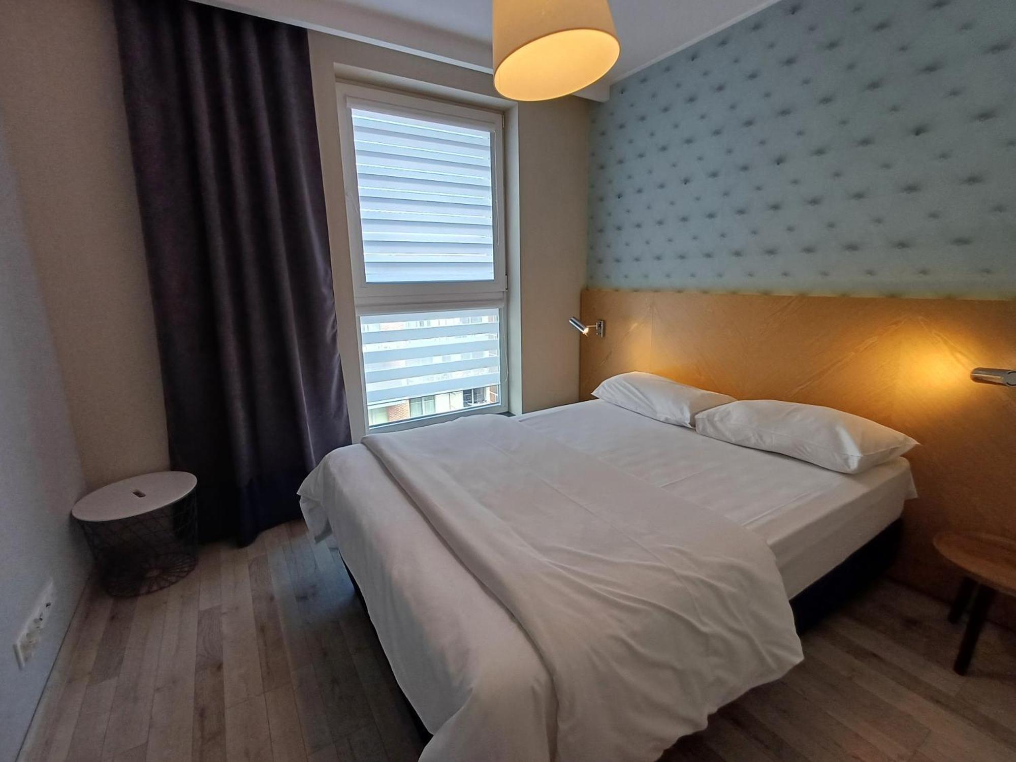 Marina Club Old Town View Hotel